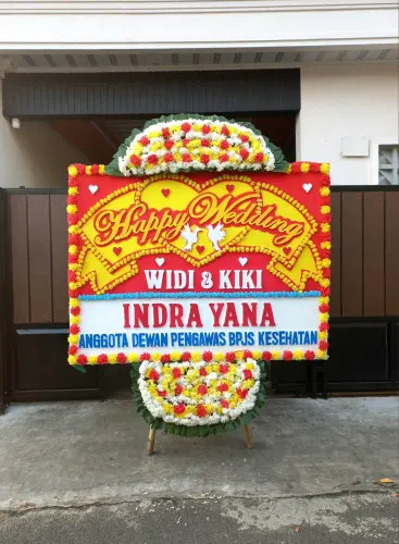 Papan Bunga Pernikahan tanah sereal